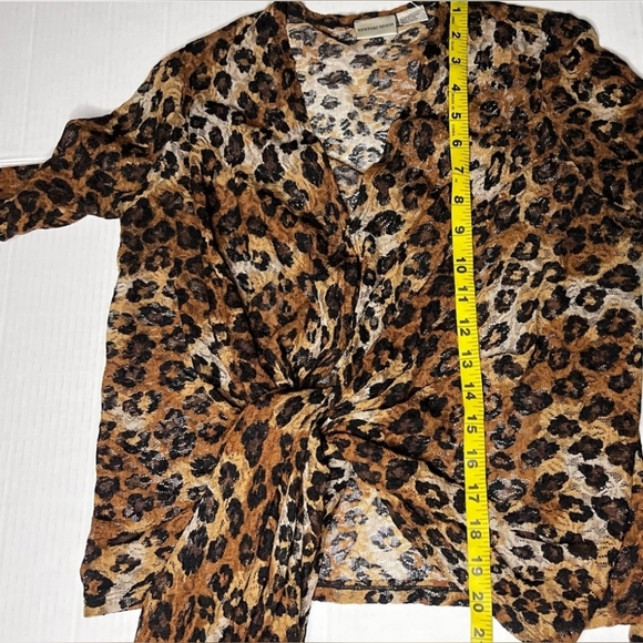 COPY - Newport News Small Leopard/Cheetah Print Tie Front/Drape Front Mesh Card… - Picture 10 of 13